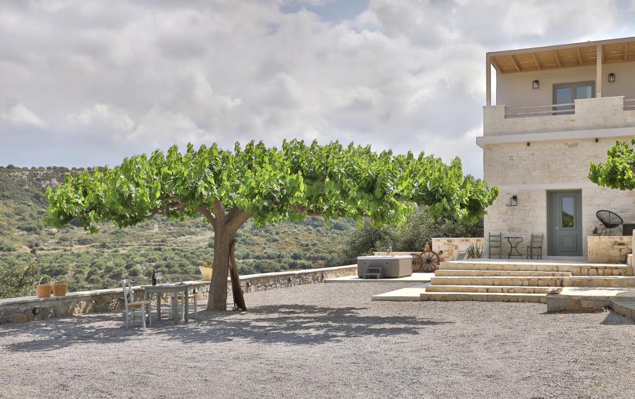 Amvikas Suites-Sitia Esterno foto