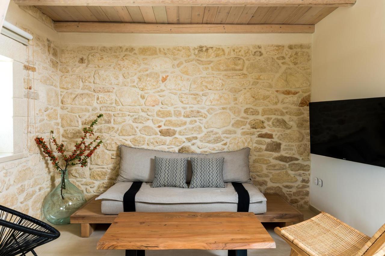 Amvikas Suites-Sitia Esterno foto